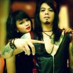 Jarang Ketemu, Ovy /rif & Pacar Jadian Lewat BBM