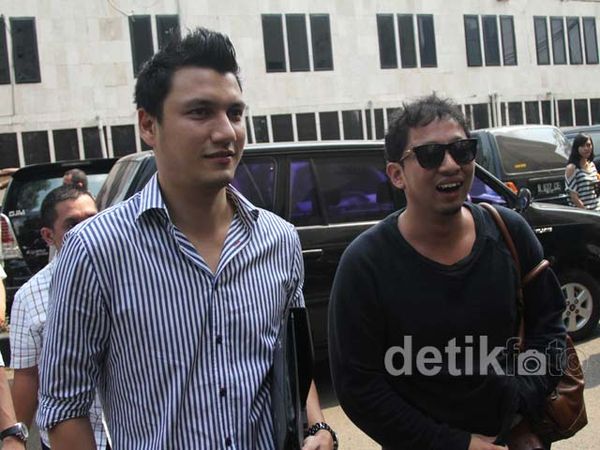 Christian Sugiono Cs Laporkan Manajer ke Polda