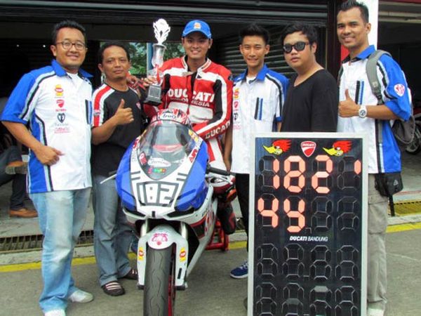 Adit Jawara Junior Superbike