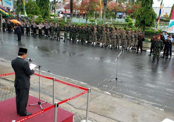 Tim Ekspedisi Khatulistiwa Peringati Harkitnas
