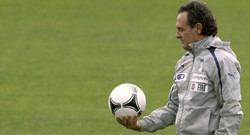 Prandelli Tempatkan Italia sebagai Underdog