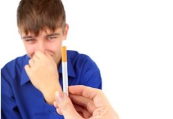 91 Persen Remaja Mulai Merokok Karena Terpengaruh Iklan