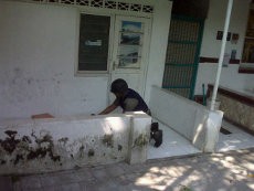 Paket Mencurigakan Ditemukan di Rumah Nunung