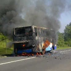 Bus yang Terbakar di KM 71 Tol Purbaleunyi Gosong, Tak Ada Korban