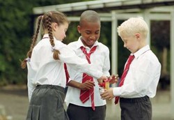 4 Soal Jajanan yang Perlu Diajarkan ke Anak