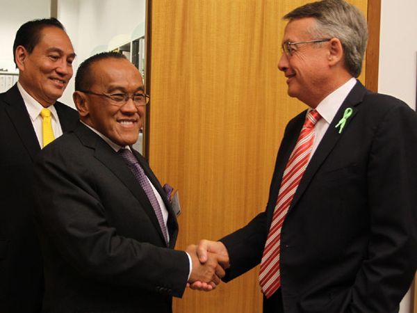 Ical Temui Tokoh Politik Australia