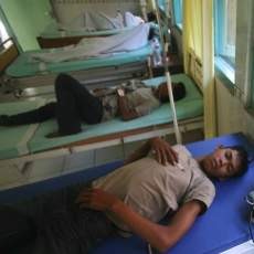 Makan Nasi Bungkus, Pekerja Proyek Kali Lamong Keracunan