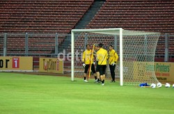 Inter membawa tiga kiper dalam turnya ke Indonesia namun portiere nomor satu mereka, Julio Cesar, tidak ikut karena dikabarkan cedera. Mohammad Resha Pratama/detikSport.