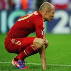 Sneijder: Tinggalkan Bayern, Robben