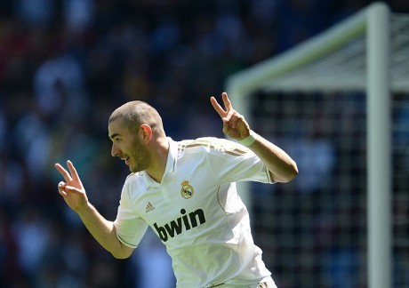 Benzema Idamkan Ballon dOr