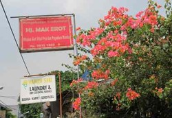 Tradisional dan Tak Masuk Akal, Tapi Mak Erot Tetap Disuka 