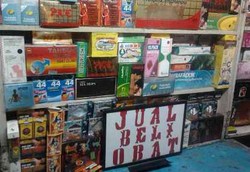 Maraknya Jualan Perkasa, Mulai dari Kaki Lima Hingga Internet