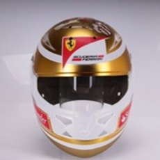 Alonso Pakai Helm Emas di Monako