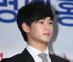 Rumor Kim Soo Hyun Habis Kontrak dengan KeyEast Tidak Benar