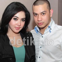 Ayahanda Restui Hubungan Bubu dengan Syahrini