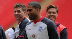 Shearer: Tanpa Beban Bisa Menguntungkan Inggris