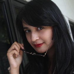 Si Vampire Shireen Sungkar