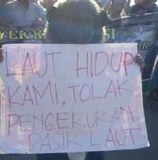 Ribuan Warga Kenjeran Siap Lawan Pembangunan Pelabuhan Teluk Lamong