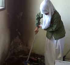 Tempat Sampah Daur Ulang Terbakar di SMP 5 Surabaya