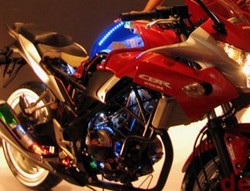 Honda CBR250R Mengeluarkan Bau Tidak Sedap