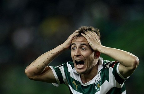 Valencia Rekrut Bek Sporting Lisbon