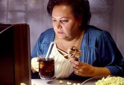 Akibat yang Harus Ditanggung Bila Suka Makan Larut Malam