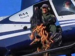 Wouuw! Hujan 955 Hotdog dari Langit!