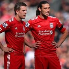 Carroll dan Henderson Harapan Masa Depan Liverpool