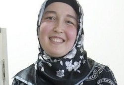 Wanita Terlahir Tanpa Rahim Jalani Cangkok Rahim Pertama di Dunia