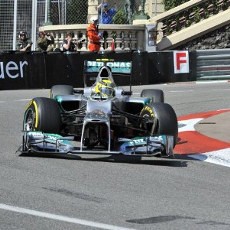 Rosberg Tercepat di Sesi Terakhir, Maldonado Crash