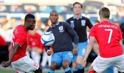 Gol Tunggal Young Menangkan Inggris