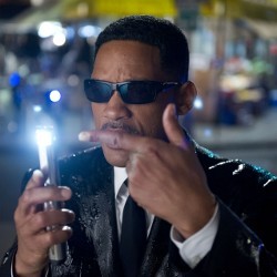 Men in Black 3 Geser The Avengers dari Puncak Box Office