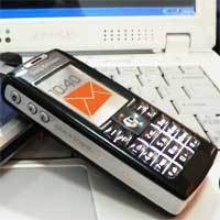 Menkominfo: Siapa Bilang Tarif SMS Naik?