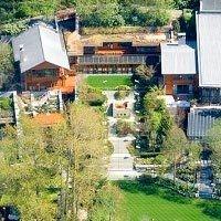 Mengintip Rumah Mewah 6 Juragan Teknologi