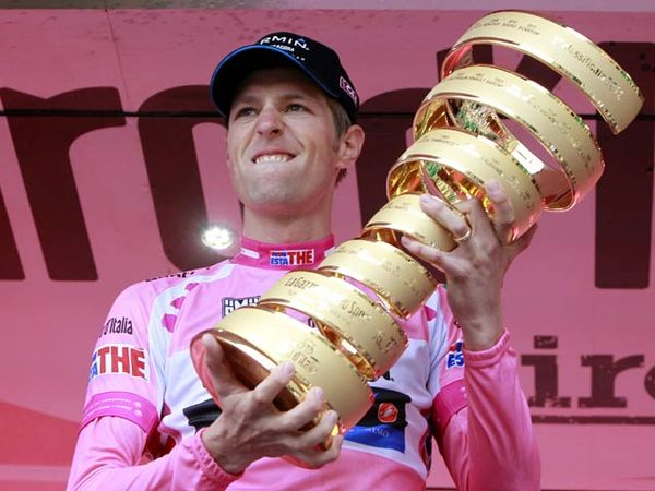 Ryder Hesjedal Juara Giro dItalia 2012