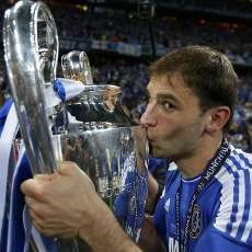 Mengaku Dilirik El Real, Ivanovic Masih Betah di Chelsea