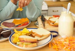 5 Cara Hindari Keracunan Makanan di Musim Kemarau