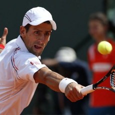 Djokovic Lewati Ujian Pertama