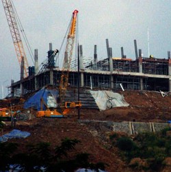 KPK Temukan Bekas Longsor di Hambalang 