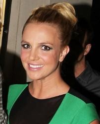 Britney Spears Jalani Diet Ekstrem