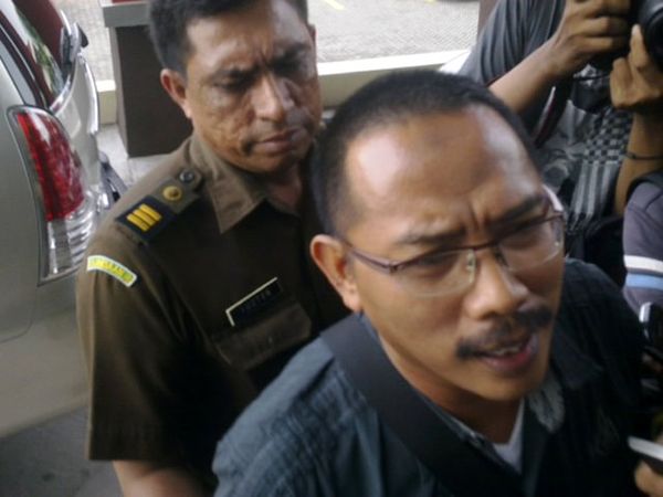 Wakil Ketua DPRD Kota Surabaya Ditangkap