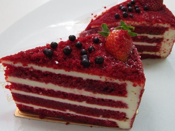 Nyam...! Red Velvet Cake Lezat Dari 5 Cake Shop Ngetop!