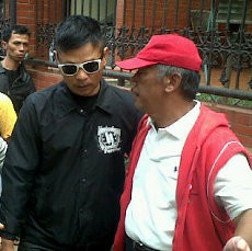 Kecup Tangan Ayah Tiri Rangga, Panglima Viking Menangis