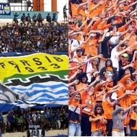 Sebelum Insiden di GBK, Viking dan The Jak Bertemu untuk Damai