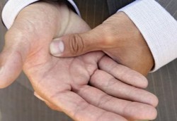 Kenali Gejala-gejala Kerusakan Saraf Tepi