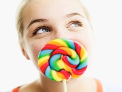 Kebanyakan Kunyah Permen Membuat Daya Tahan Tubuh Merosot