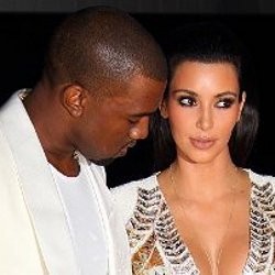 Kanye West Satu Kamar dengan Rihanna, Kim Kardashian Cemburu