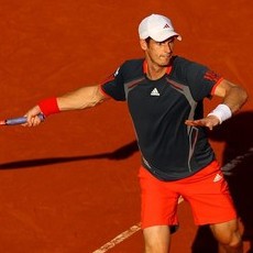 Murray Lewati Rintangan Pertama