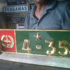 Pelat Nomor TNI Punya Gengsi dan Tak Tersentuh Polisi