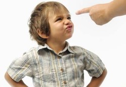 Susah Mengatur Anak Lelaki, Ini Trik Mendisiplinkannya